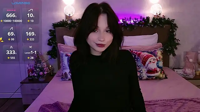 Snapshot of YourLittleDevil chatting on 12-03-25, 01:31 YourLittleDevil online show from 12-03-25, 01:31