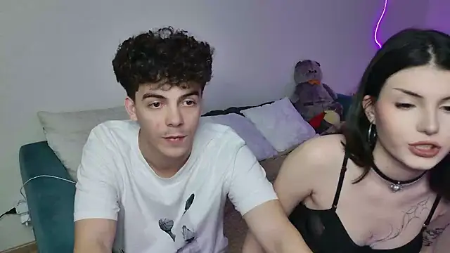 Alice18James online show from 10-02-25, 10:44