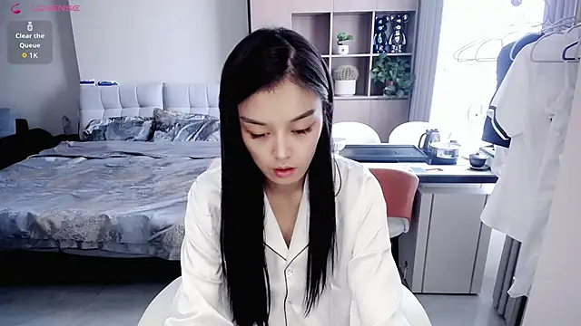 Snapshot of Xiao-zuzongl chatting on 10-02-25, 04:08 Xiao-zuzongl online show from 10-02-25, 04:08