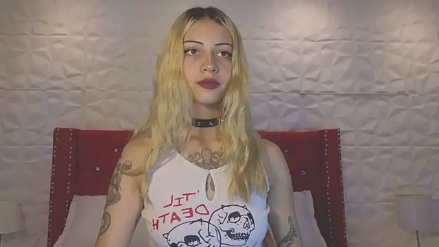 Lucy n pink online show from 10-02-25, 03:08