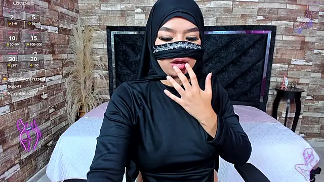 Amal Bakir online show from 11-30-25, 12:47