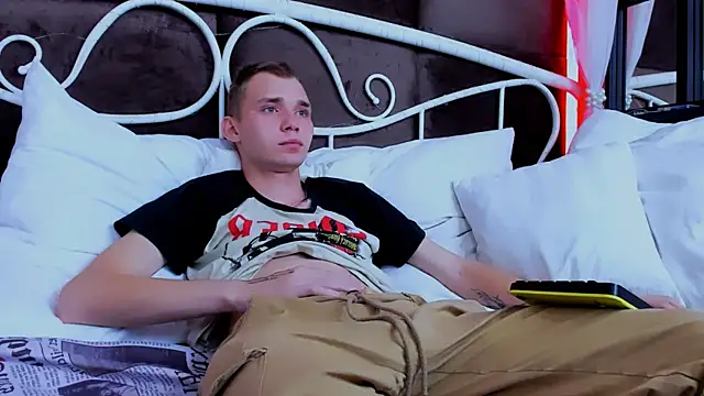 Snapshot of TimBlaks chatting on 09-20-25, 08:54 TimBlaks online show from 09-20-25, 08:54