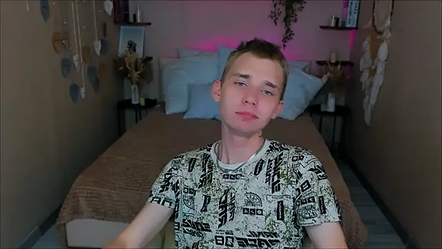 Snapshot of TimBlaks chatting on 10-08-25, 10:51 TimBlaks online show from 10-08-25, 10:51