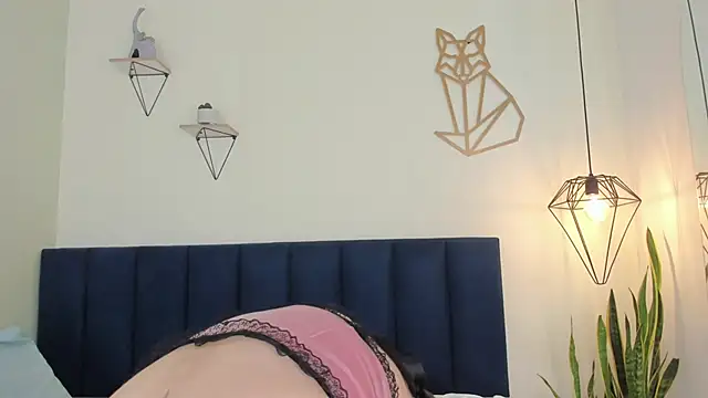 sophieturner mg online show from 11-28-25, 07:05