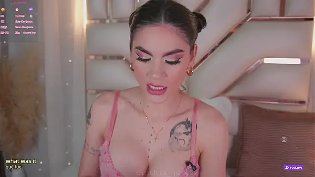 Snapshot of cinthia_jones2 chatting on 02-10-26, 05:00 cinthia jones2 online show from 02-10-26, 05:00