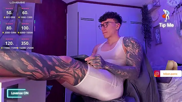 estebandi do online show from 11-08-25, 04:34