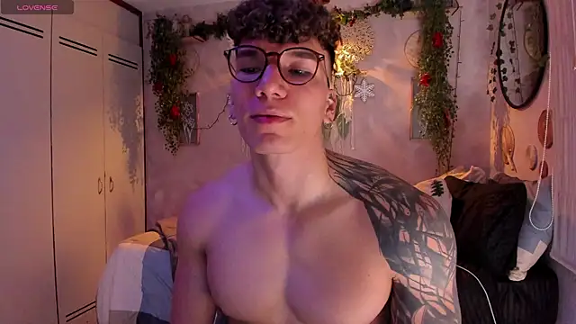 Snapshot of estebandi_do chatting on 12-23-25, 12:41 estebandi do online show from 12-23-25, 12:41