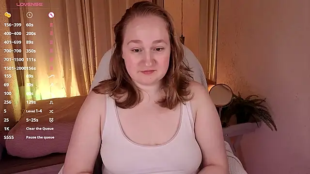 Snapshot of Kitty_Rest_ chatting on 05-31-26, 06:31 Kitty Rest online show from 05-31-26, 06:31