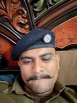 Snapshot of Frvgggghh chatting on 01-06-26, 09:18 Frvgggghh online show from 01-06-26, 09:18