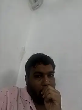 Snapshot of vinay_smalldick chatting on 07-02-26, 03:51 vinay smalldick online show from 07-02-26, 03:51