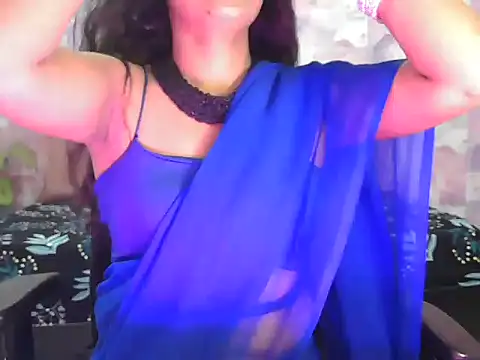 Snapshot of shaalu_sharma chatting on 09-20-25, 10:27 shaalu sharma online show from 09-20-25, 10:27