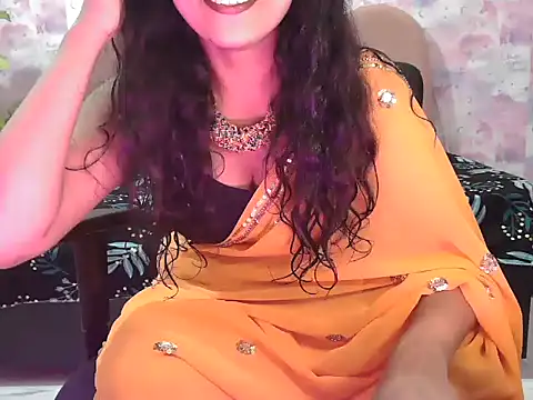 Snapshot of shaalu_sharma chatting on 09-21-25, 06:37 shaalu sharma online show from 09-21-25, 06:37