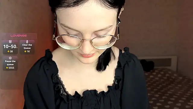 Snapshot of FakeLamb chatting on 02-06-26, 09:29 FakeLamb online show from 02-06-26, 09:29