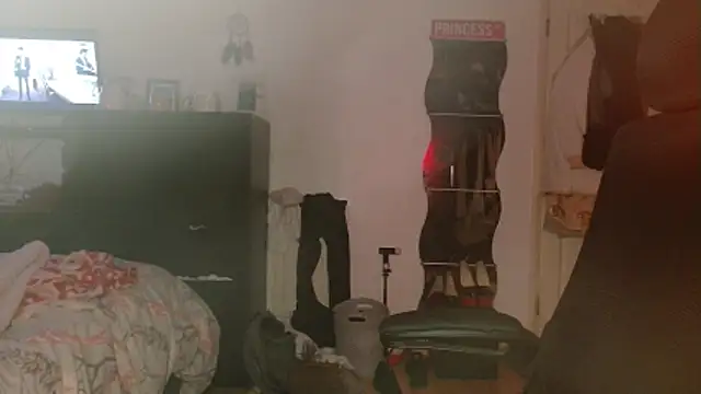 Snapshot of Prill940 chatting on 10-25-25, 12:07 Prill940 online show from 10-25-25, 12:07