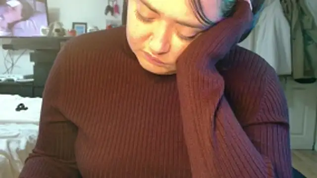 Snapshot of Prill940 chatting on 10-30-25, 06:37 Prill940 online show from 10-30-25, 06:37