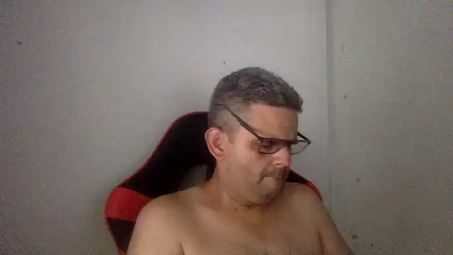 Snapshot of Katracho6969 chatting on 07-10-26, 06:10 Katracho6969 online show from 07-10-26, 06:10