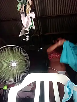 Lucy-Ferr online show from 09-08-25, 04:06