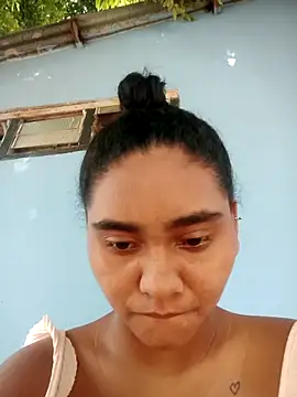 Lucy-Ferr online show from 10-15-25, 01:11