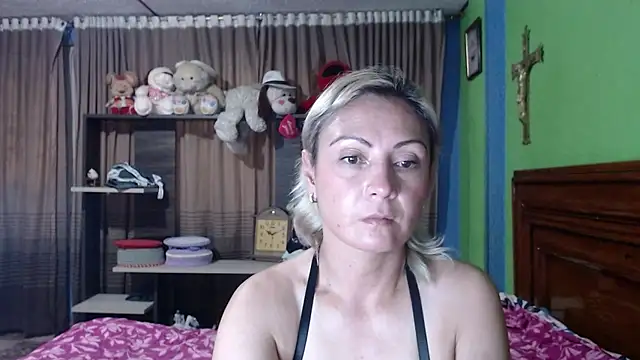  Charlize theron  online show from 09-12-25, 11:15