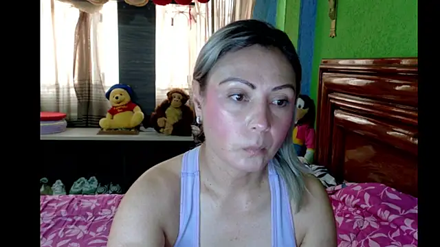  Charlize theron  online show from 04-15-26, 07:43