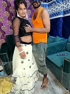 sexy-couple77 online show from 09-28-25, 06:02