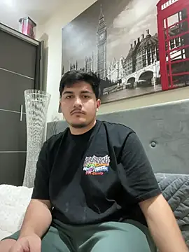 Snapshot of mixedcouplee69 chatting on 02-24-26, 09:46 mixedcouplee69 online show from 02-24-26, 09:46