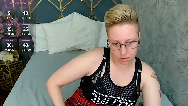 AlexandraGreen online show from 09-14-25, 03:44