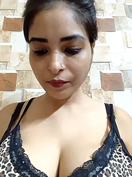 QUEEN-ADITI online show from 09-28-25, 02:50