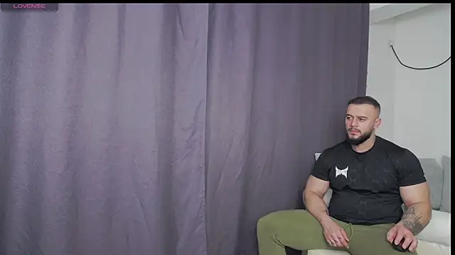 Snapshot of RickyMiami1 chatting on 02-20-26, 08:09 RickyMiami1 online show from 02-20-26, 08:09