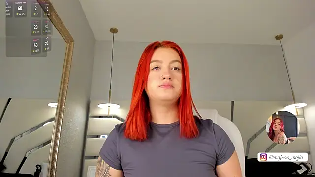 Julieth Rojas online show from 09-09-25, 04:23