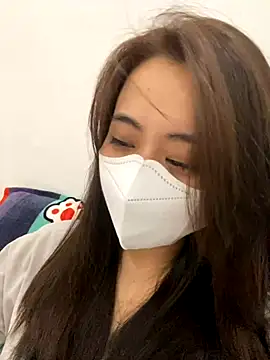 Mochi21 online show from 10-18-25, 03:31