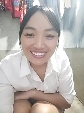 Snapshot of susu-00 chatting on 10-04-25, 12:47 susu-00 online show from 10-04-25, 12:47