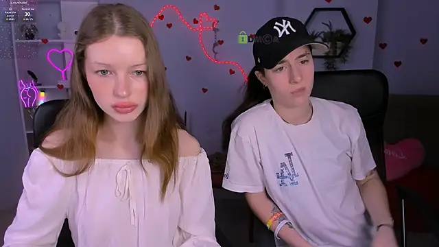 khloebeauty online show from 06-19-26, 05:45