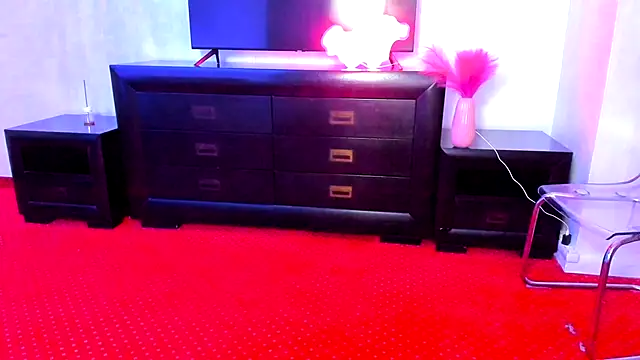 Snapshot of JessicaSky_ chatting on 11-24-25, 07:46 JessicaSky online show from 11-24-25, 07:46