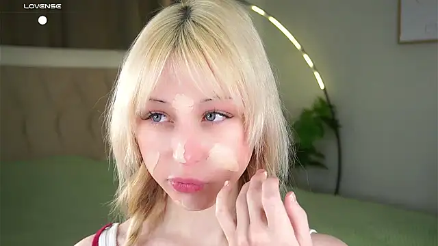 Snapshot of MarciDarugar chatting on 01-07-26, 03:14 MarciDarugar online show from 01-07-26, 03:14