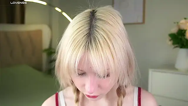 Snapshot of MarciDarugar chatting on 01-11-26, 03:28 MarciDarugar online show from 01-11-26, 03:28