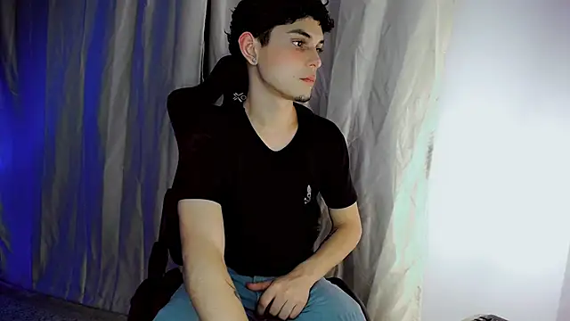 dilan hott  online show from 10-08-25, 11:57