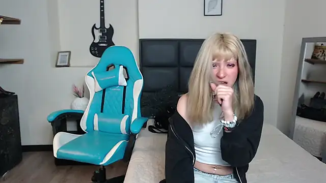 Amnesia  online show from 11-19-25, 12:49