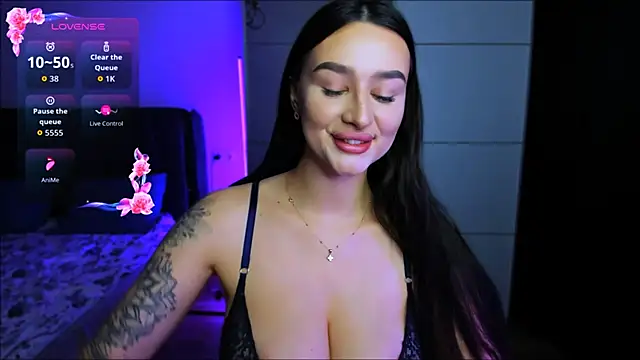 Veronica Larsson online show from 11-12-25, 08:19