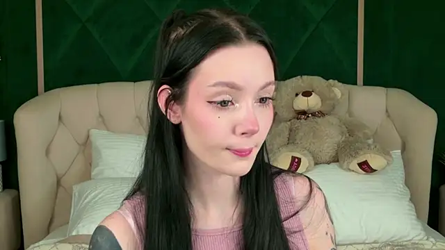 Goldy Stark online show from 02-06-26, 08:45