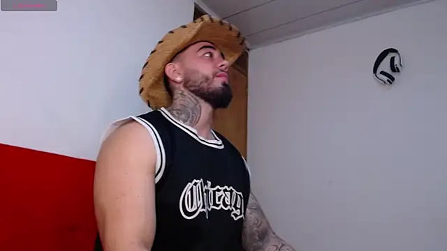 tommyblessd1 online show from 10-24-25, 04:36