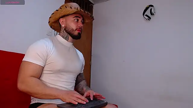 tommyblessd1 online show from 11-19-25, 05:51