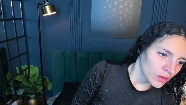 Snapshot of aliceandsia chatting on 09-17-25, 03:08 aliceandsia online show from 09-17-25, 03:08