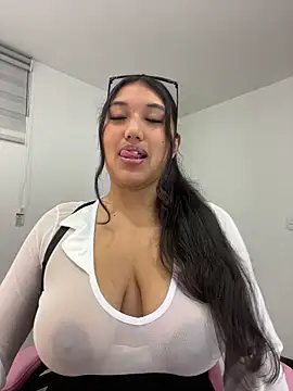 SharaRous online show from 06-05-26, 01:01