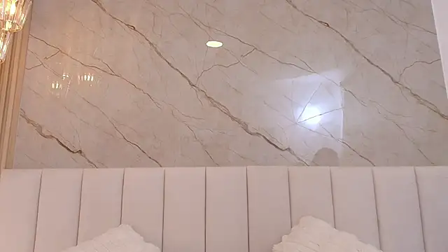 GraceMontgomery online show from 11-20-25, 01:11