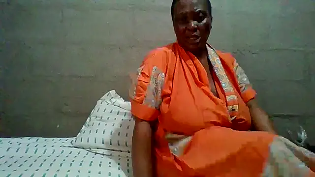 Snapshot of lolla01sweetness chatting on 04-18-26, 12:42 lolla01sweetness online show from 04-18-26, 12:42