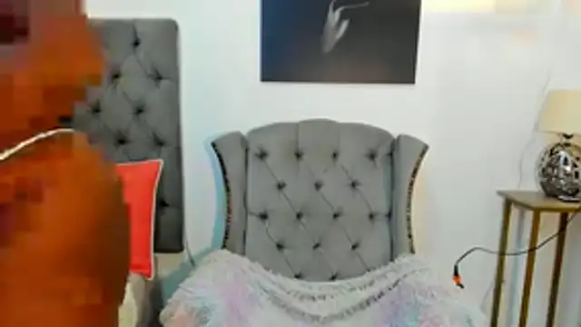 Snapshot of nahiroby_ebony chatting on 10-16-25, 07:04 nahiroby ebony online show from 10-16-25, 07:04