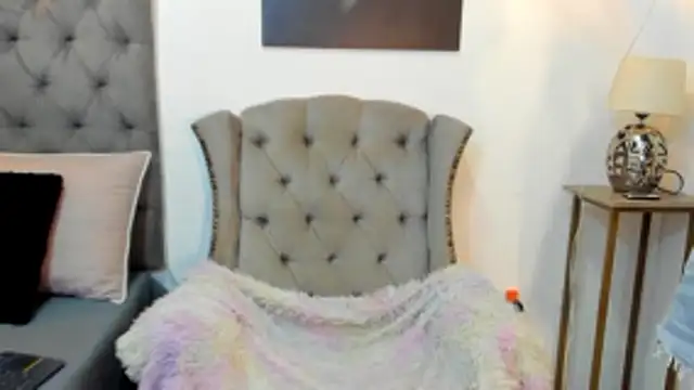 Snapshot of nahiroby_ebony chatting on 10-24-25, 06:59 nahiroby ebony online show from 10-24-25, 06:59