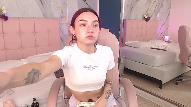 Red kytty6 online show from 06-09-26, 03:29