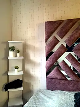 Jasmin Pink online show from 11-14-25, 12:48